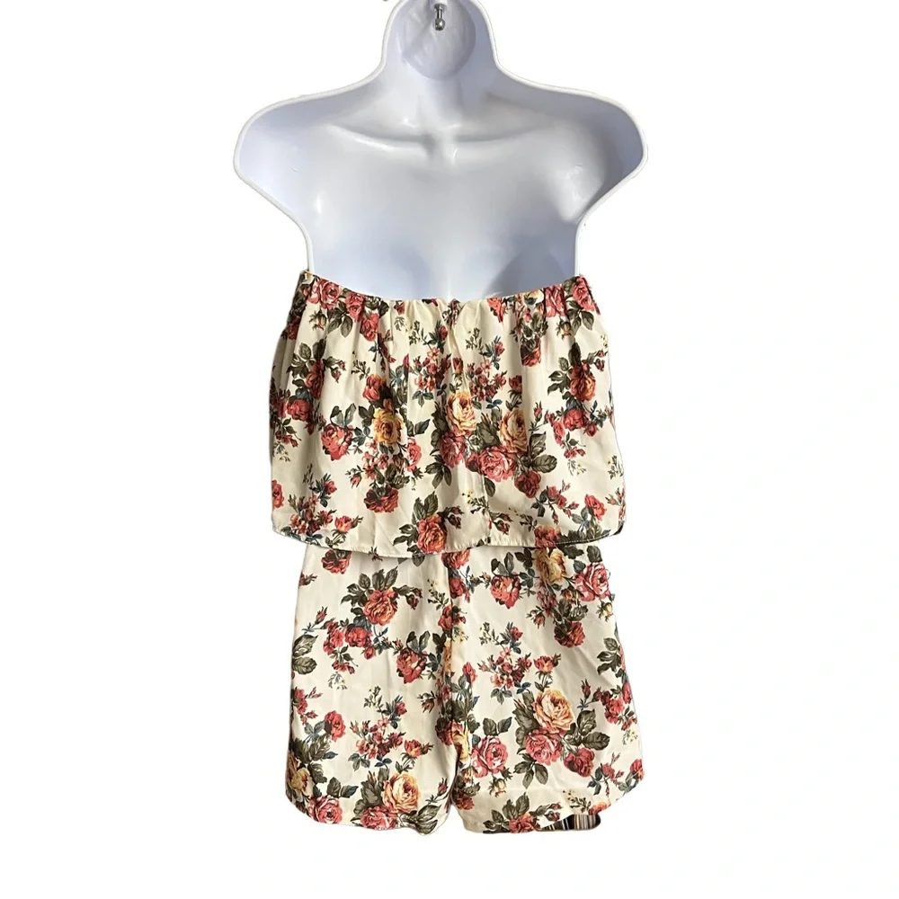 Sugar Lips brand romper. Size S